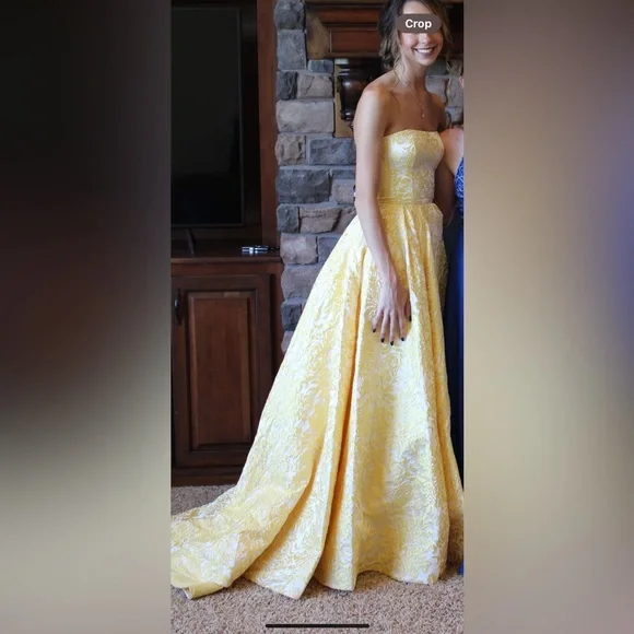 Yellow Sherri Hill Ballgown - Picture 2 of 3